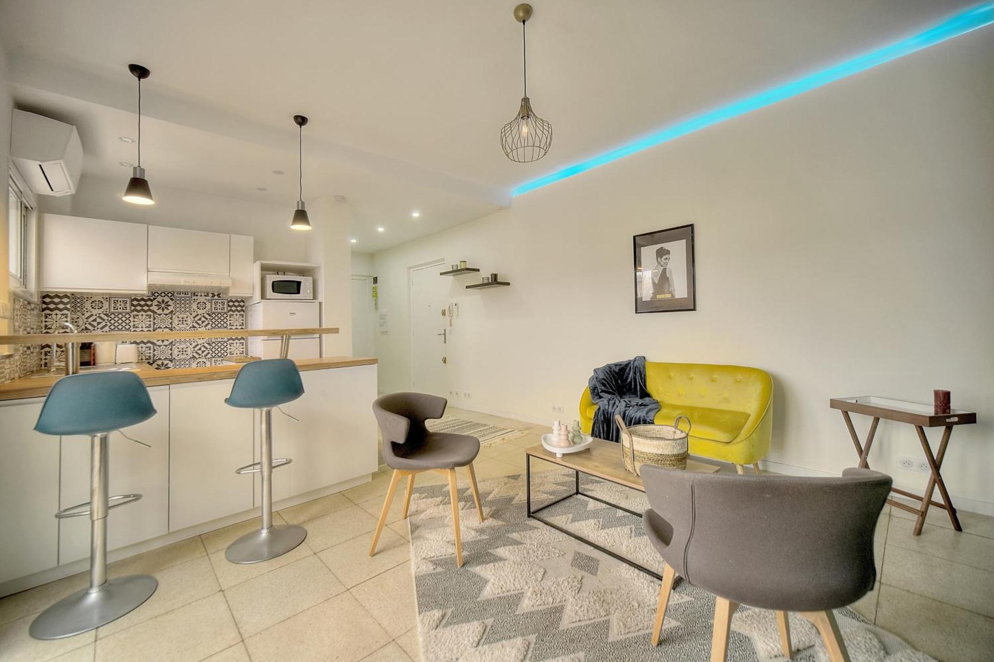 Tery - Terrasse - Moderne - Vca * Cannes